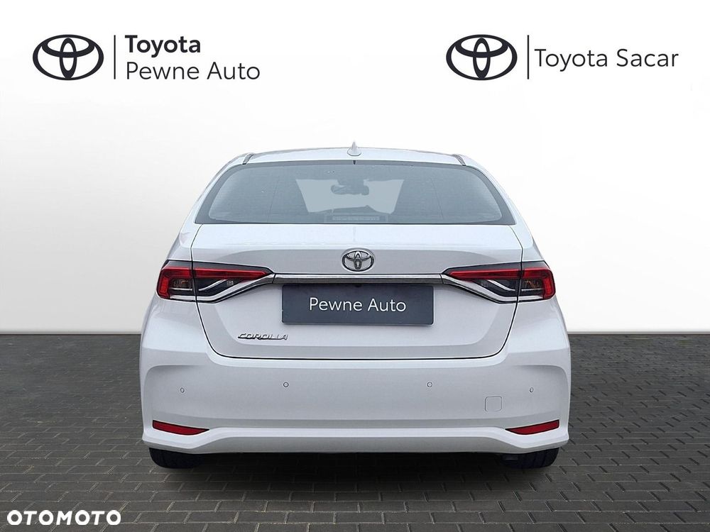 Toyota Corolla - 4
