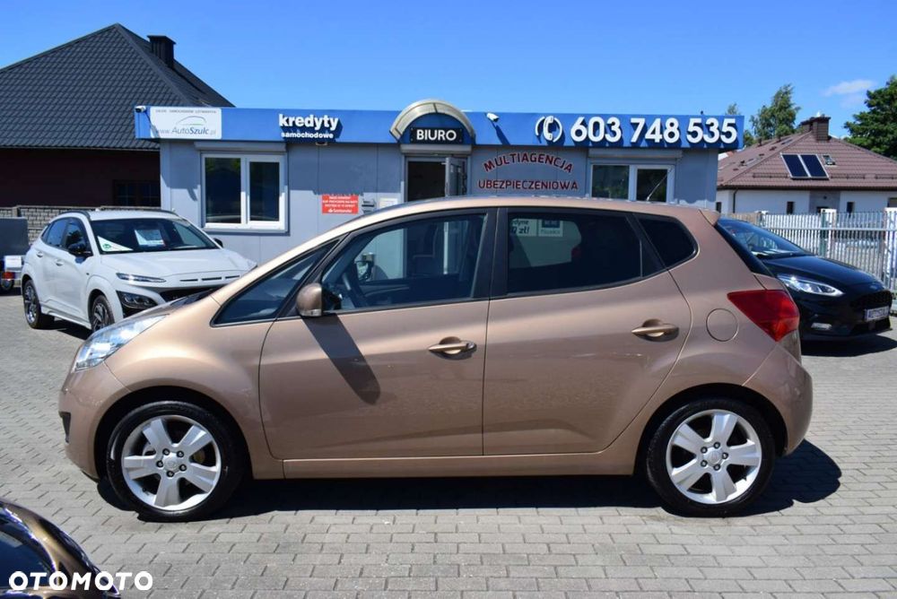 Kia Venga - 7