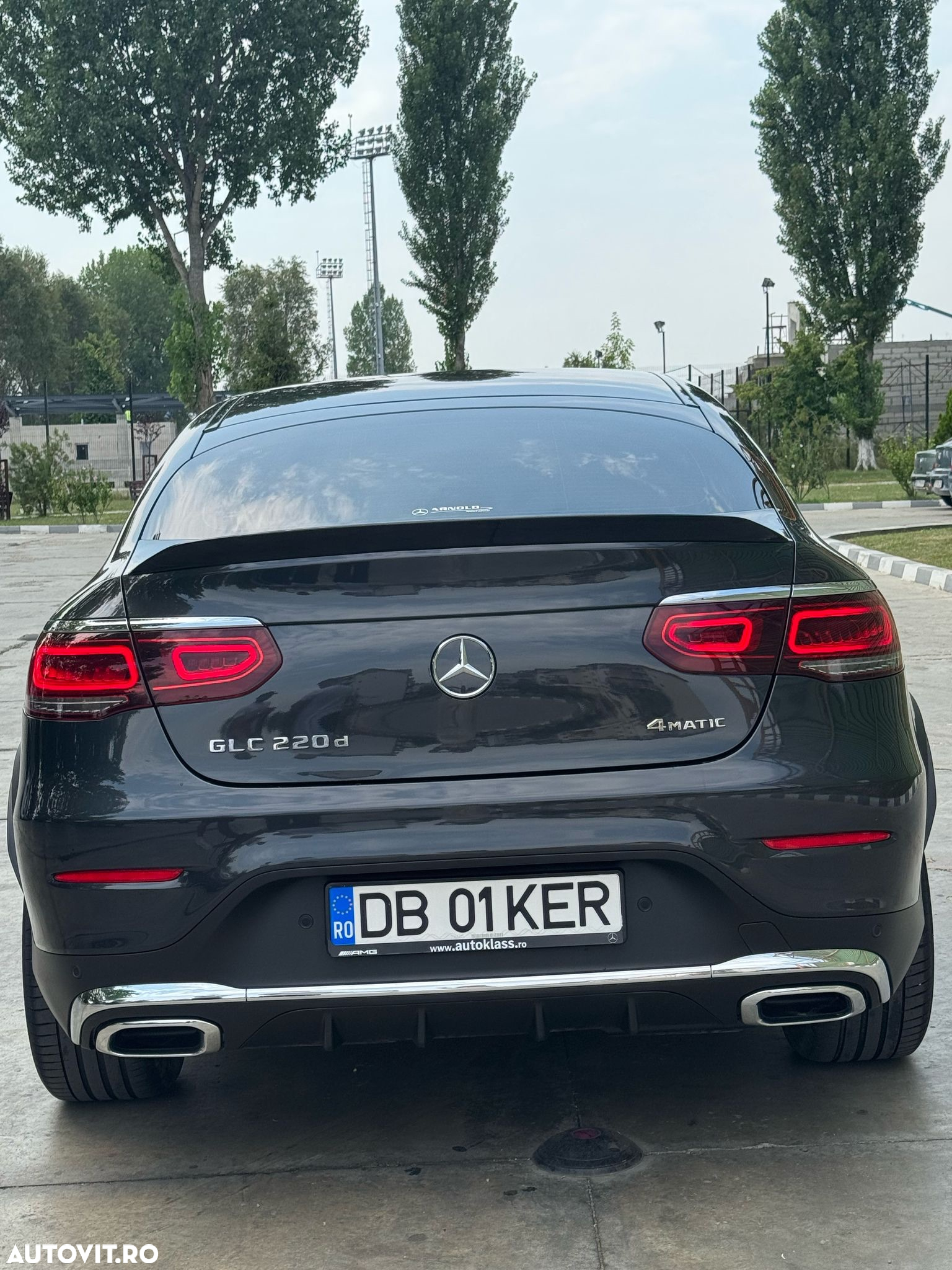 Mercedes-Benz GLC Coupe 220 d 4MATIC - 3