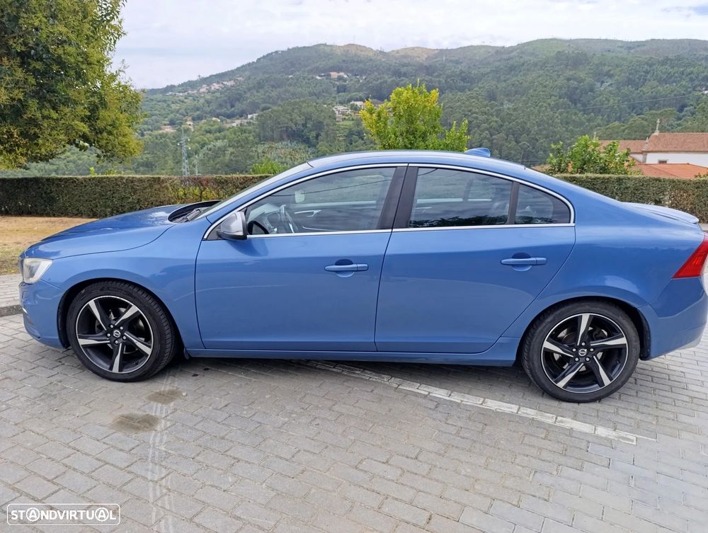 Volvo S60 1.6 D2 R-Design - 2