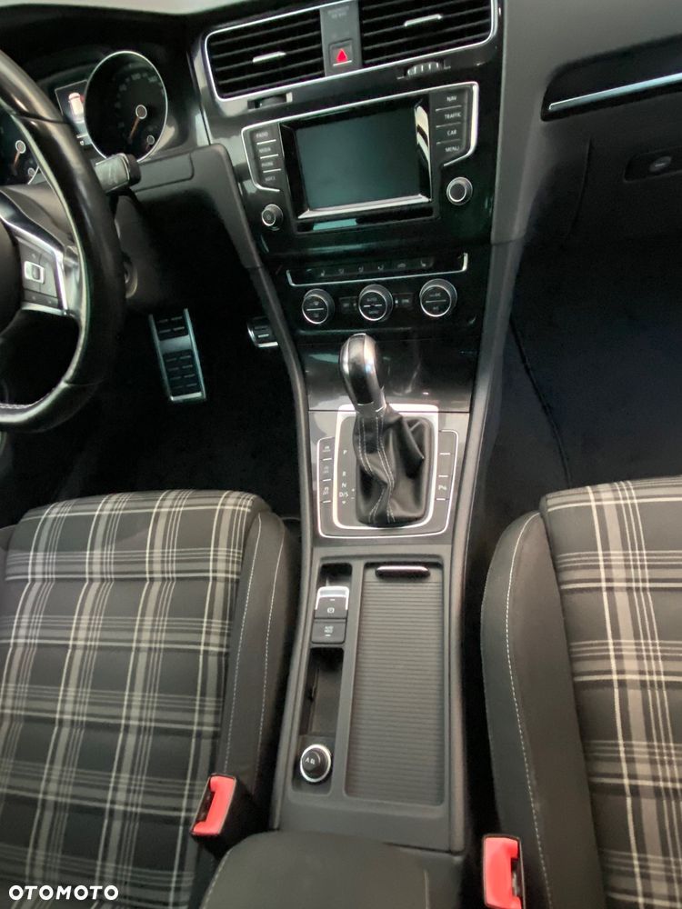 Volkswagen Golf GTD 2.0 TDI SCR DSG - 16