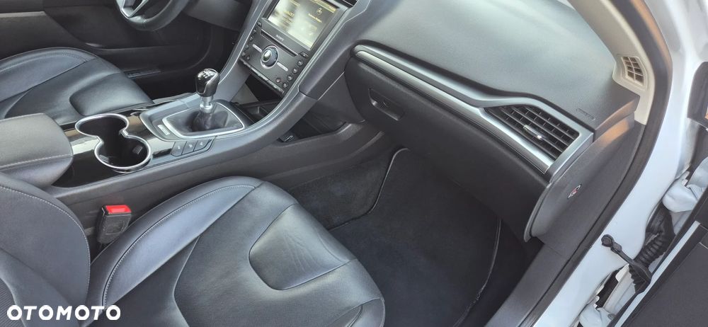 Ford Mondeo 2.0 TDCi Titanium - 26