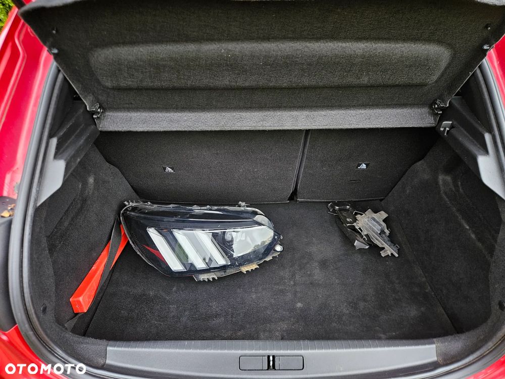 Peugeot 208 1.2 PureTech Allure S&S EAT8 - 18