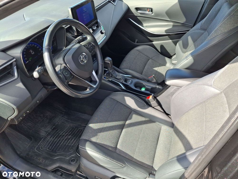 Toyota Corolla 1.8 Hybrid Comfort - 9