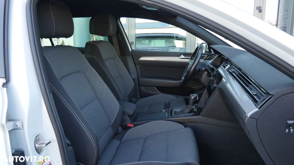 Volkswagen Passat 2.0 TDI SCR DSG Business - 17