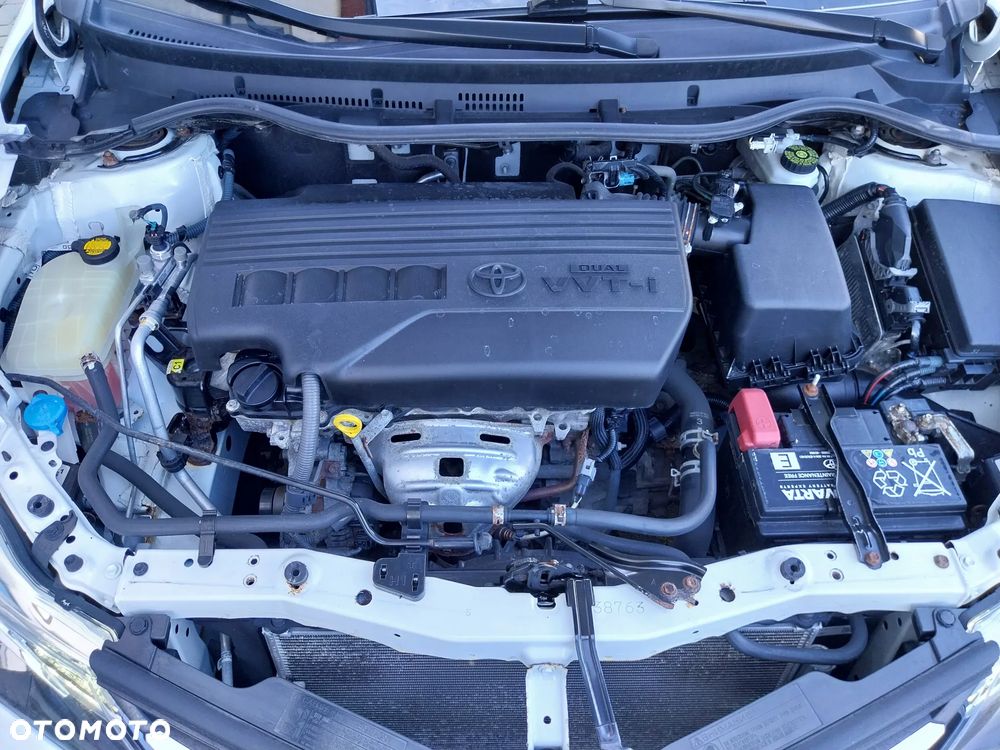Toyota Auris 1.33 Dual-VVT-i Cool - 15