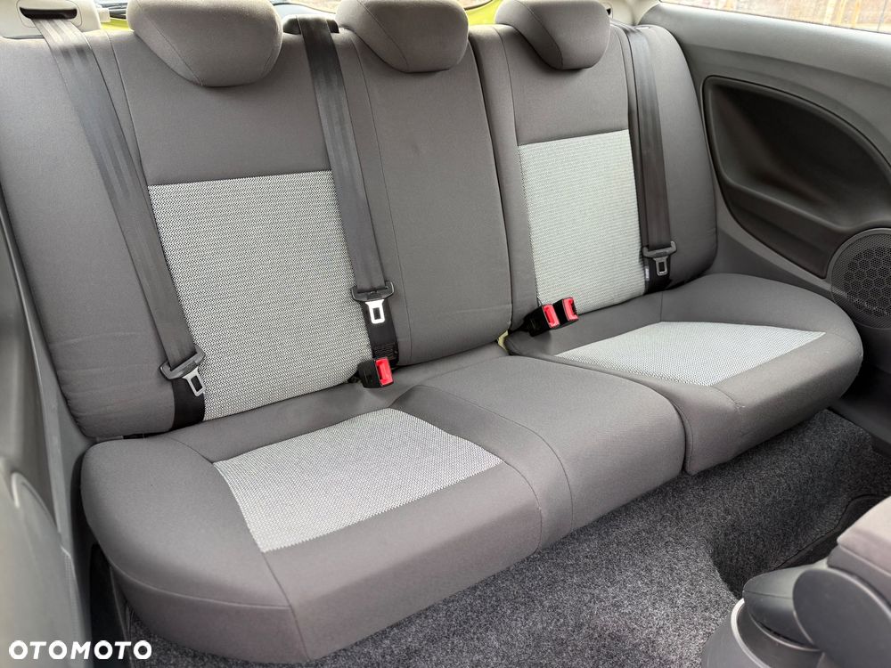 Seat Ibiza SC 1.4 16V Style - 26