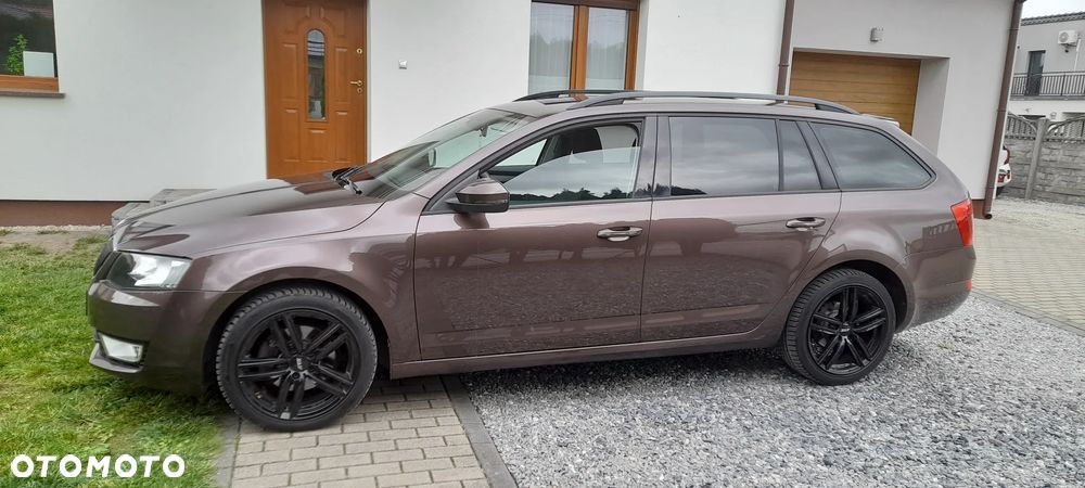 Skoda Octavia 1.6 TDI DPF Ambition Green tec - 2