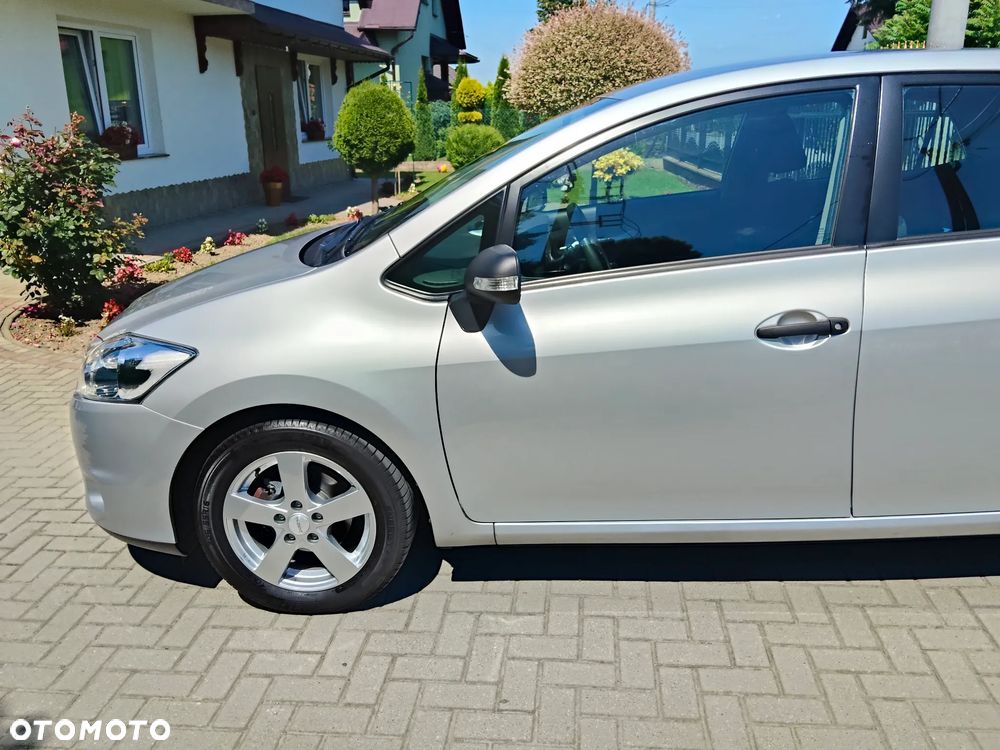 Toyota Auris 1.33 VVT-i - 18