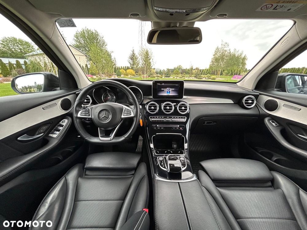 Mercedes-Benz GLC - 12