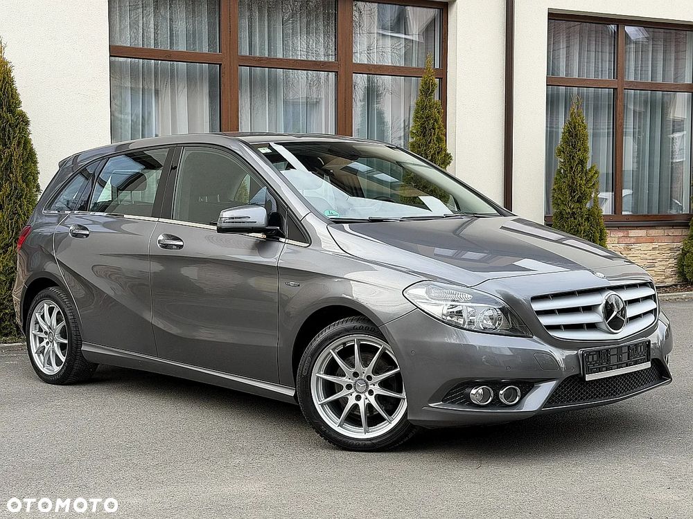 Mercedes-Benz Klasa B 200 7G-DCT Edition - 8