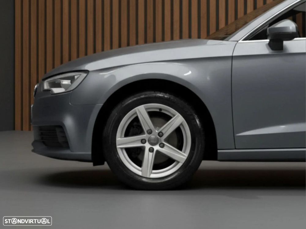 Audi A3 Sportback 1.6 TDI Design - 12