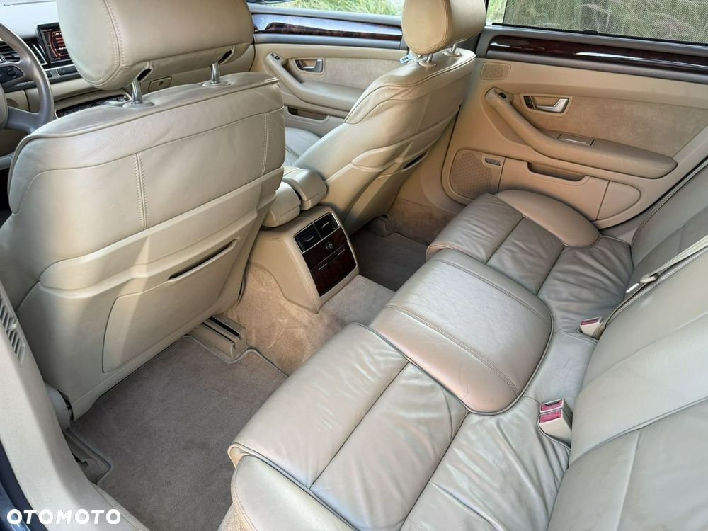 Audi A8 - 18