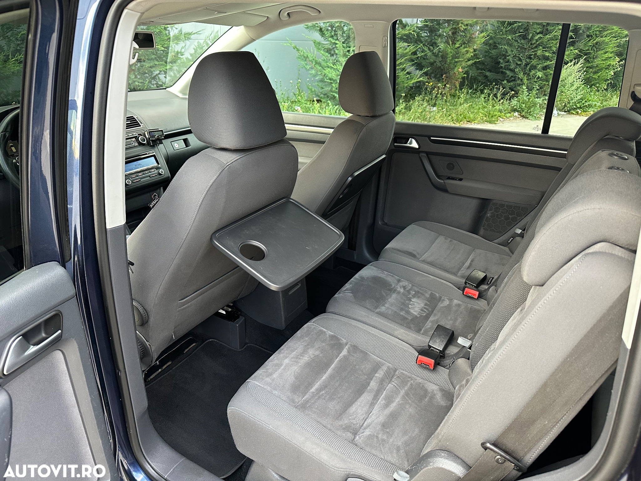 Volkswagen Touran 2.0 TDI DPF Highline - 12