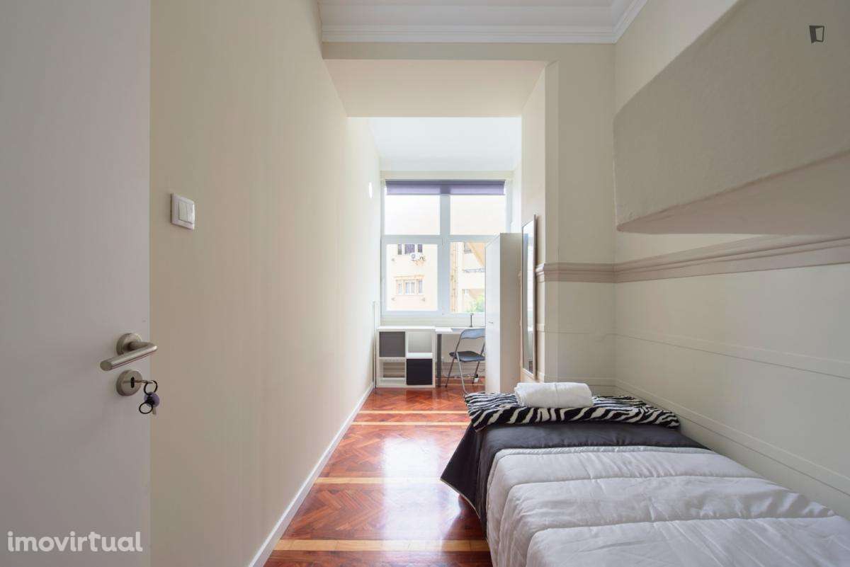 Quarto - localizado em Saldanha Lisbon - Grande imagem: 2/50