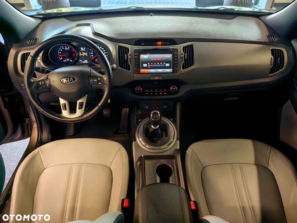 Kia Sportage 2.0 CRDI 184 4WD Spirit - 9