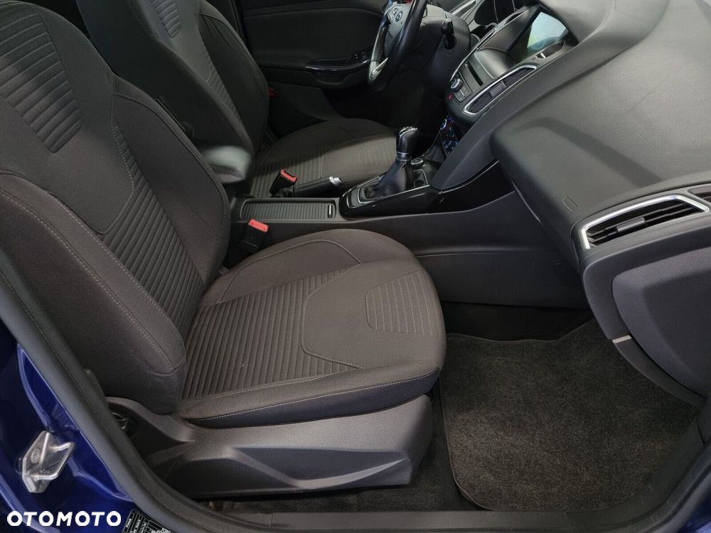 Ford Focus 1.6 Trend - 10