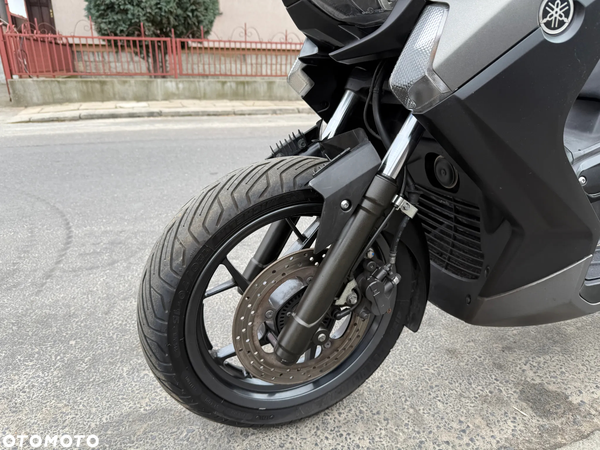 Yamaha X-max - 11