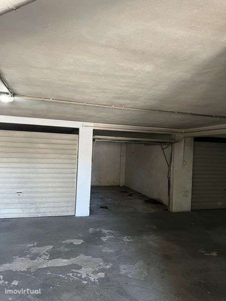 Arrendo garagem fechada - Grande imagem: 2/3