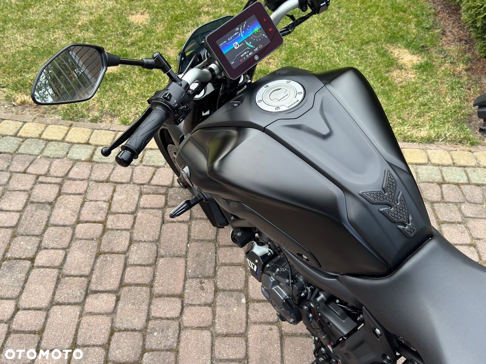 Yamaha MT - 9