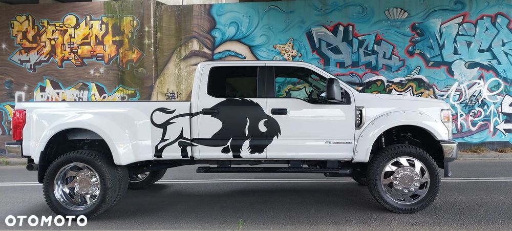 Ford F350 - 1