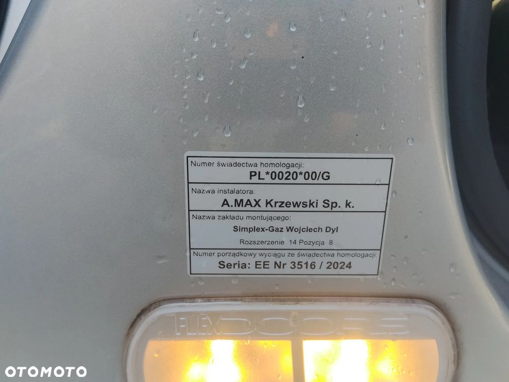 Opel Meriva - 21