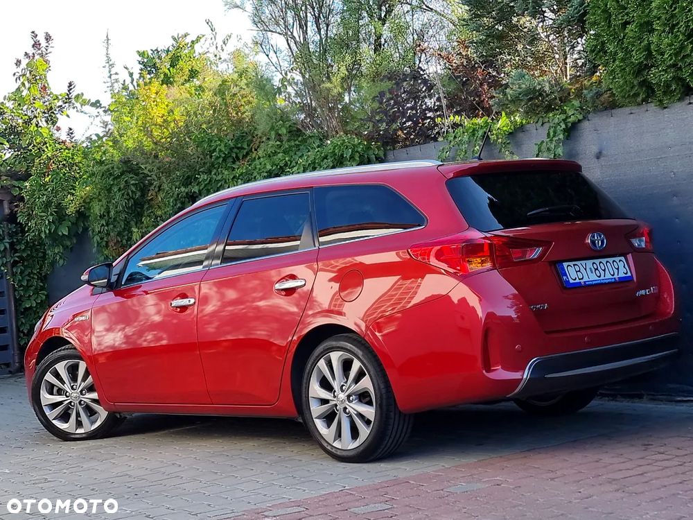 Toyota Auris - 2