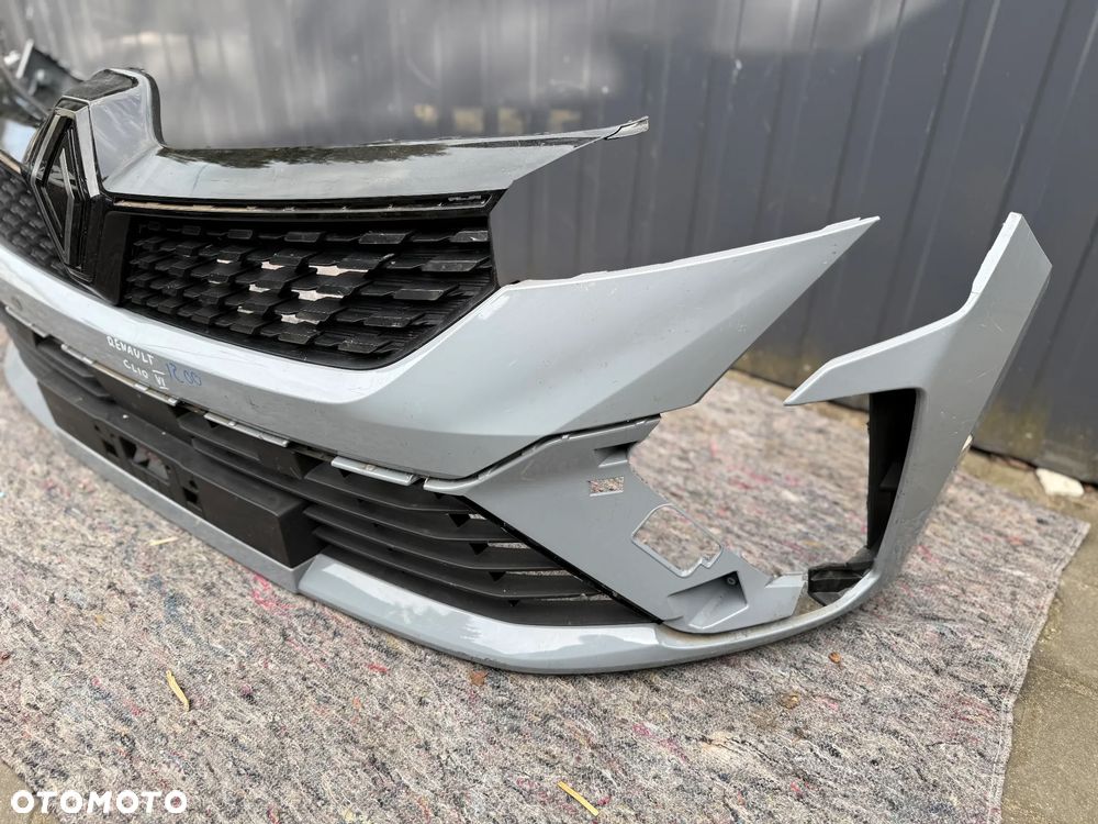 ZDERZAK RENAULT CLIO IV ORYGINAŁ CAŁY - 2