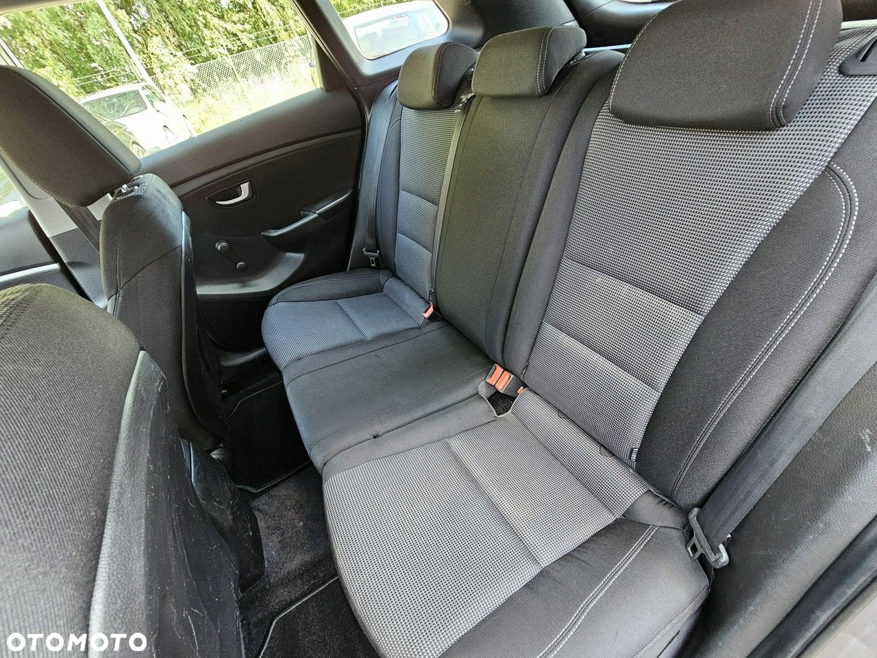 Hyundai i30 1.6 CRDi BlueDrive Comfort - 13