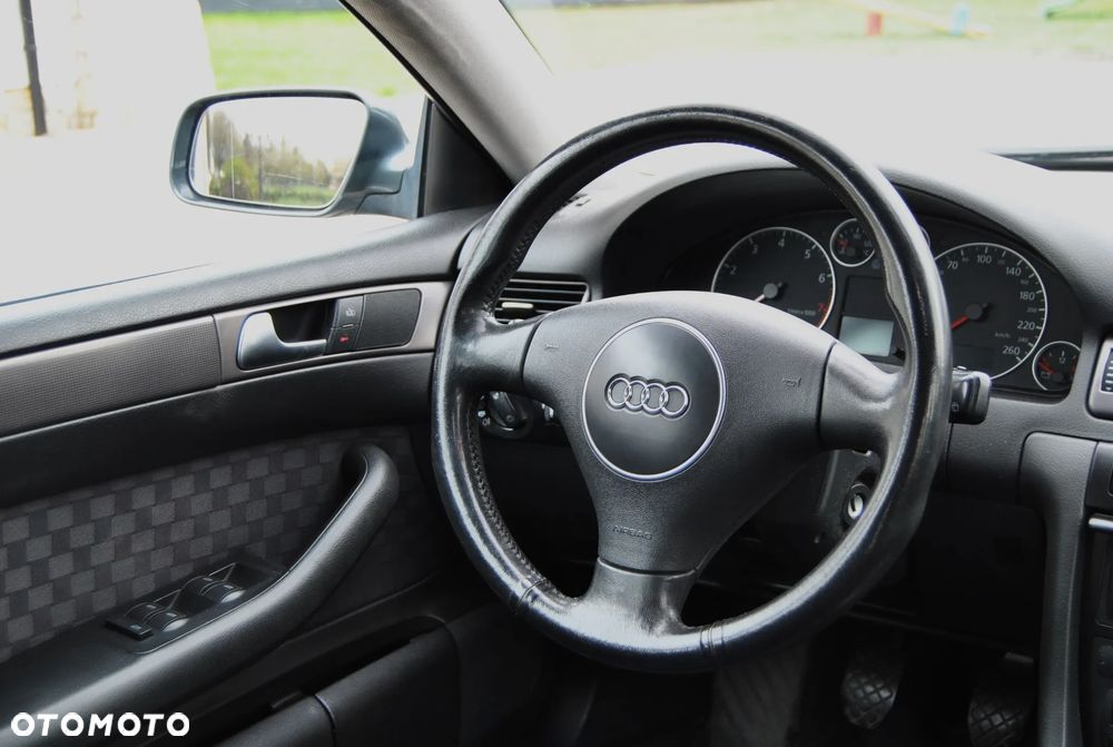 Audi A6 Avant 1.8 T - 10