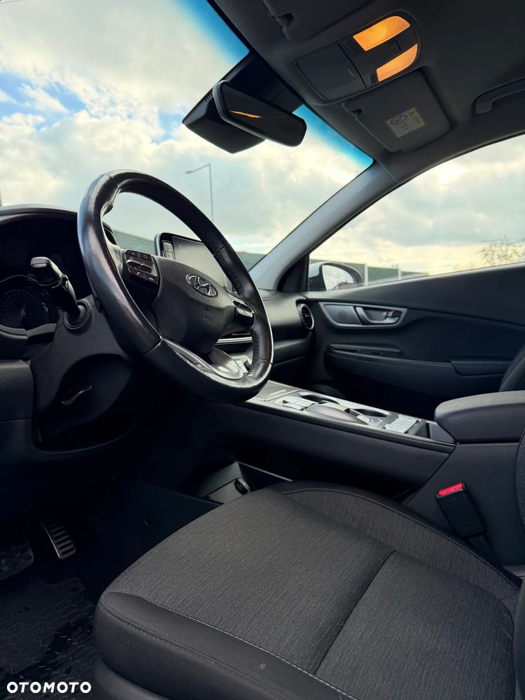 Hyundai Kona Electric 39kWh Premium - 18