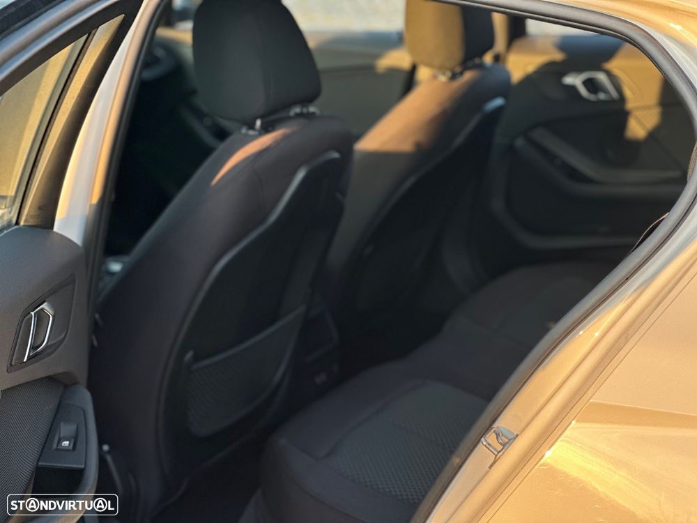 BMW 118 i Advantage - 20