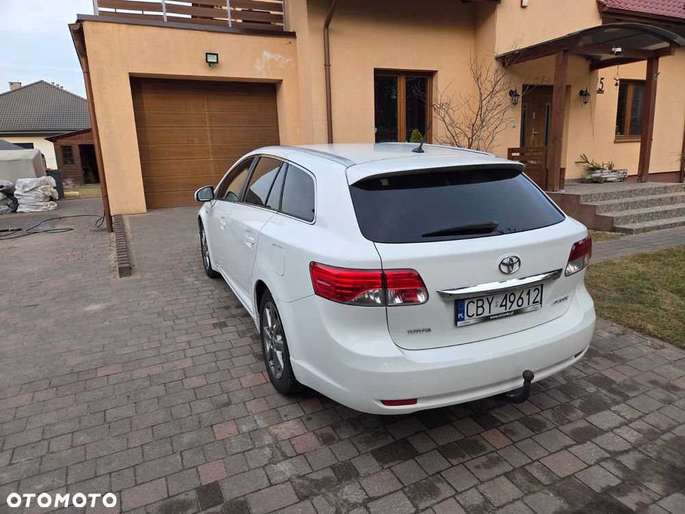 Toyota Avensis 2.2 D-CAT Prestige - 31