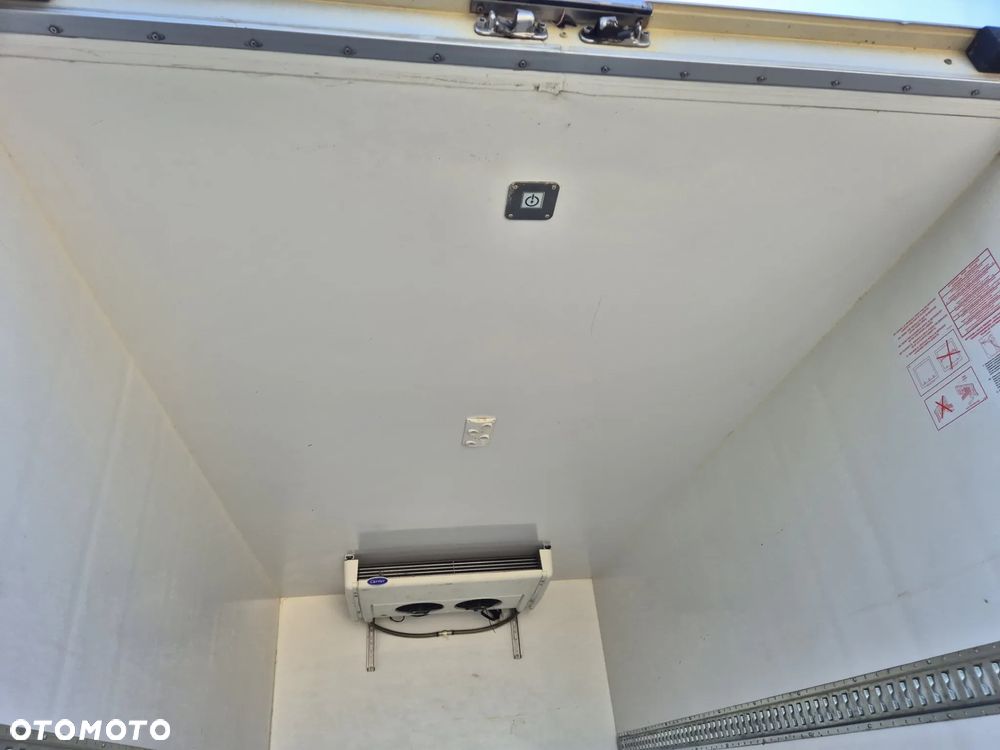 Chłodnia 6 palet 3.5m Carrier Pulsor 400, zasilanie stacjonarne 230v, stan bdb! - 12