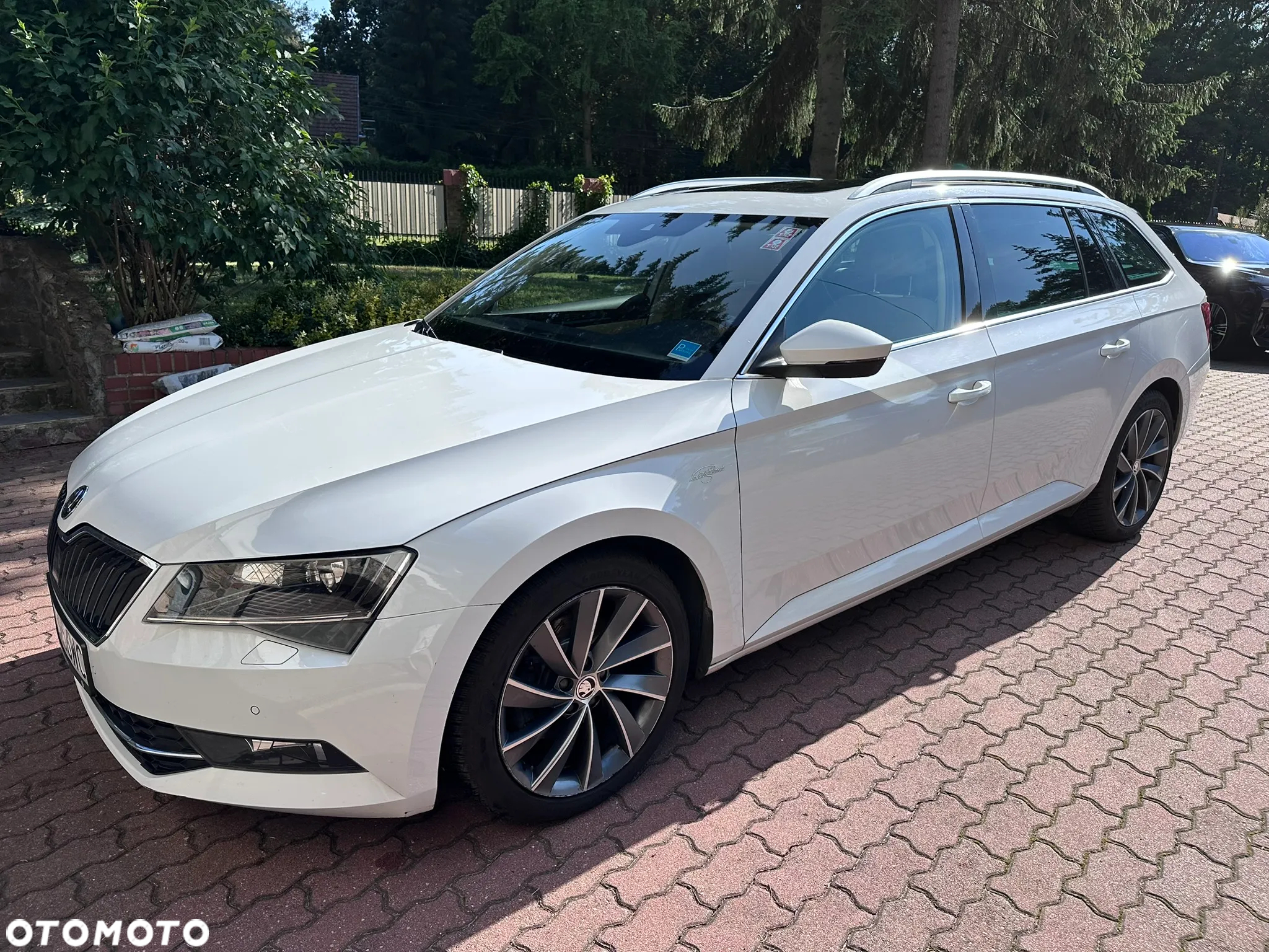 Skoda Superb 2.0 TDI 4x4 L&K DSG - 15