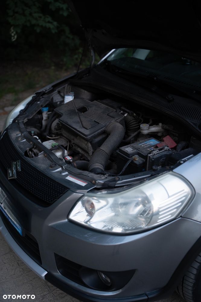 Suzuki SX4 1.6 GS / Premium - 18