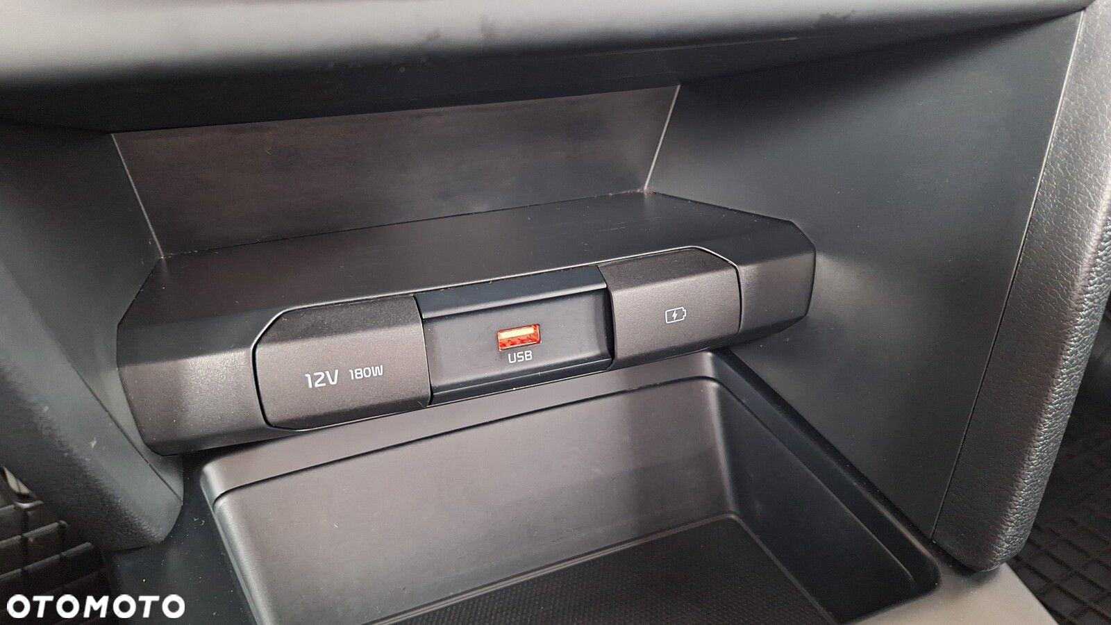 Kia Ceed - 26