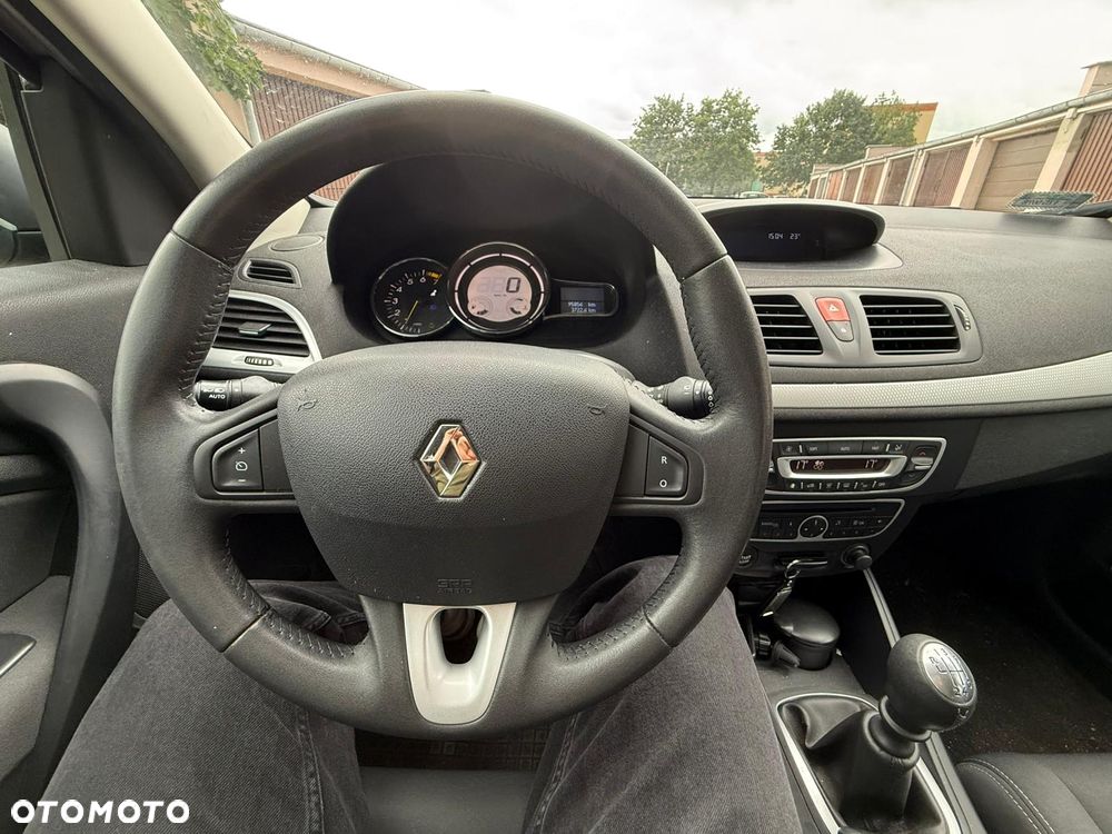 Renault Megane 1.6 16V Dynamique Euro5 - 15