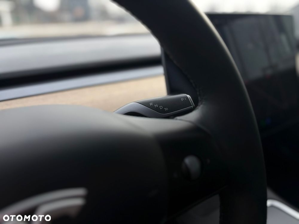 Tesla Model 3 Langstreckenbatterie Allradantrieb Dual Motor - 26