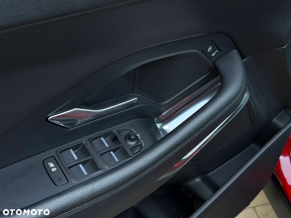 Jaguar E-Pace - 12