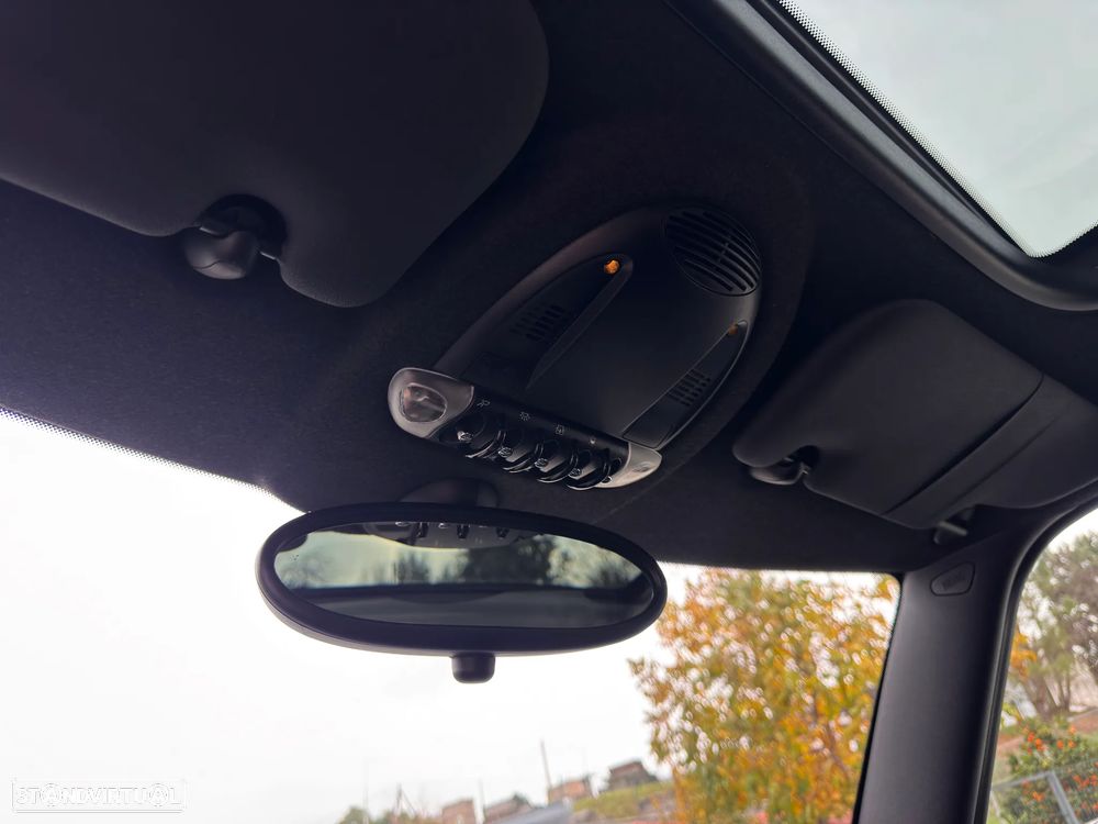 MINI 3 Portas Cooper SD - 20