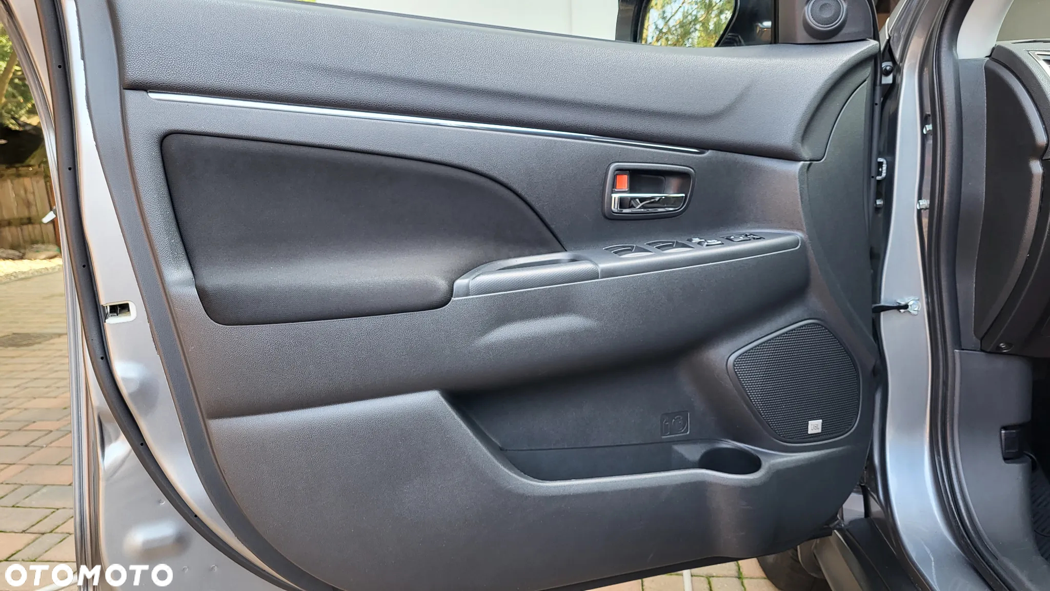 Mitsubishi ASX 1.8 DID Intense 4WD AS&G - 14