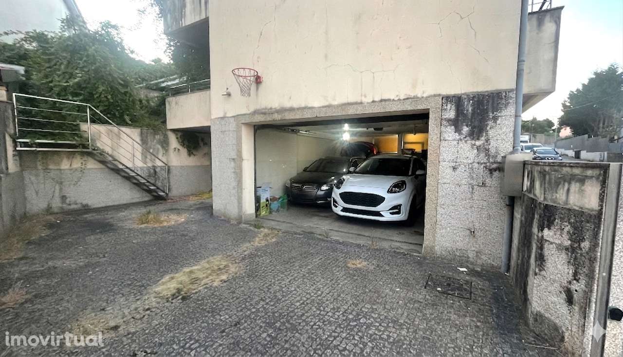 Moradia T4 - Centro de Valongo - Grande imagem: 4/33