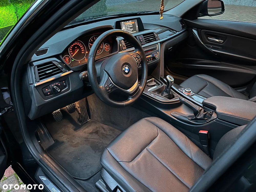 BMW Seria 3 320d Efficient Dynamic Edition Blue Performance Luxury Line - 17