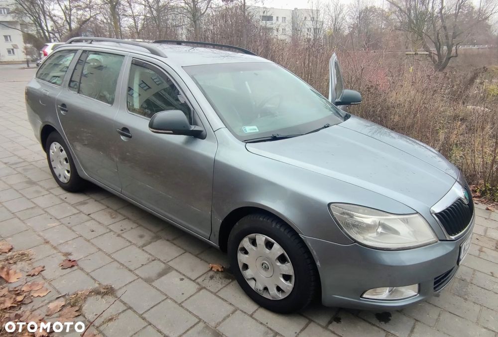 Skoda Octavia 1.6 Active - 1