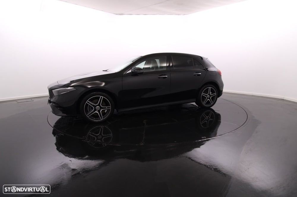 Mercedes-Benz A 250 e AMG Line - 2