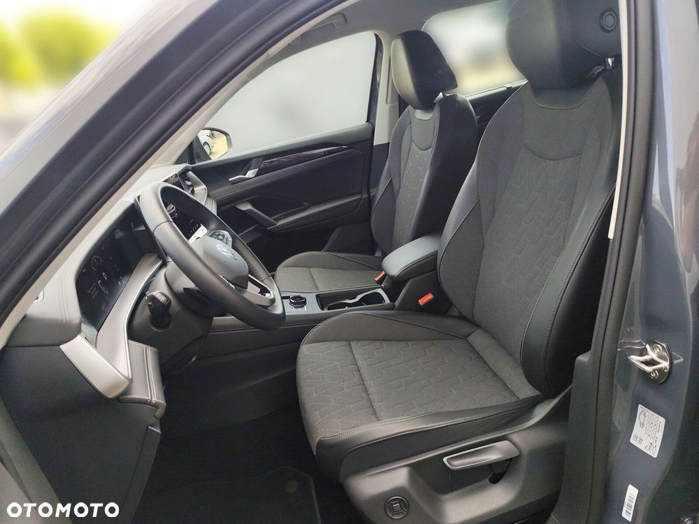Volkswagen Tayron 2.0 TDI SCR 4Mot Elegance DSG - 11