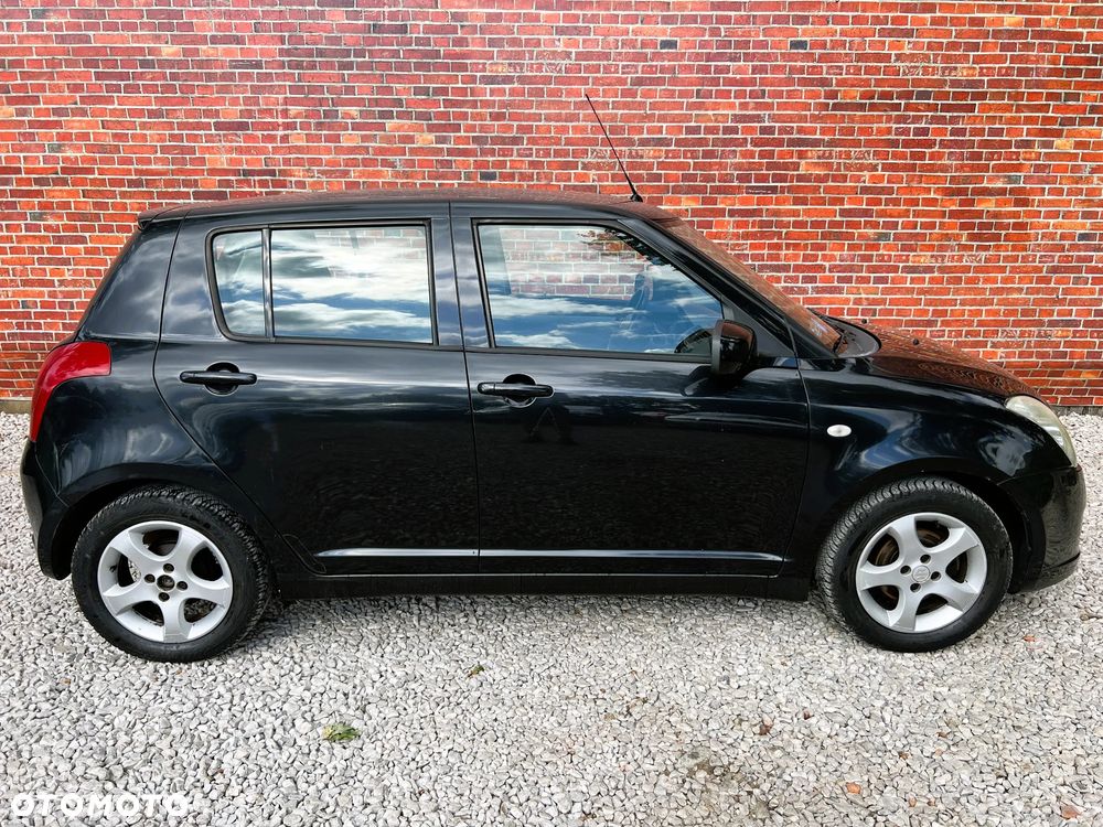 Suzuki Swift - 38