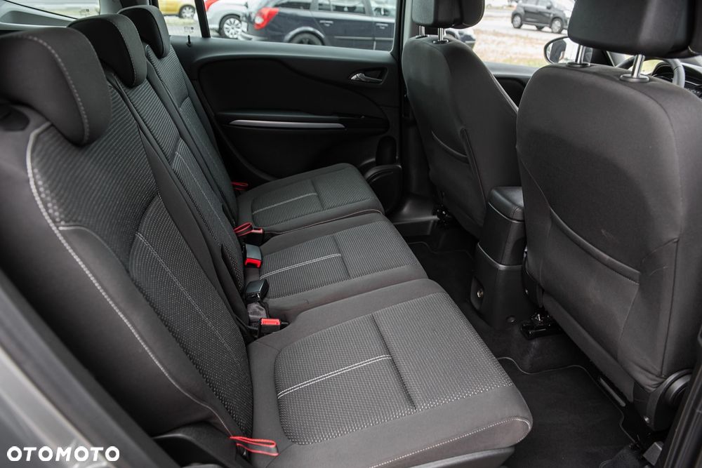Opel Zafira - 30
