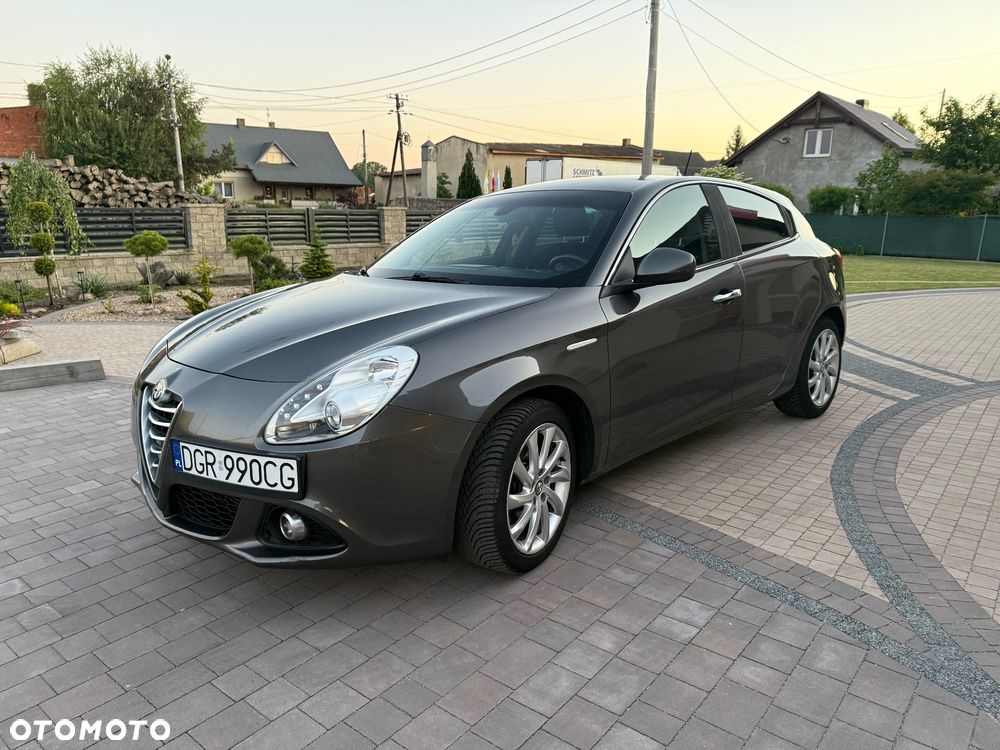 Alfa Romeo Giulietta - 1